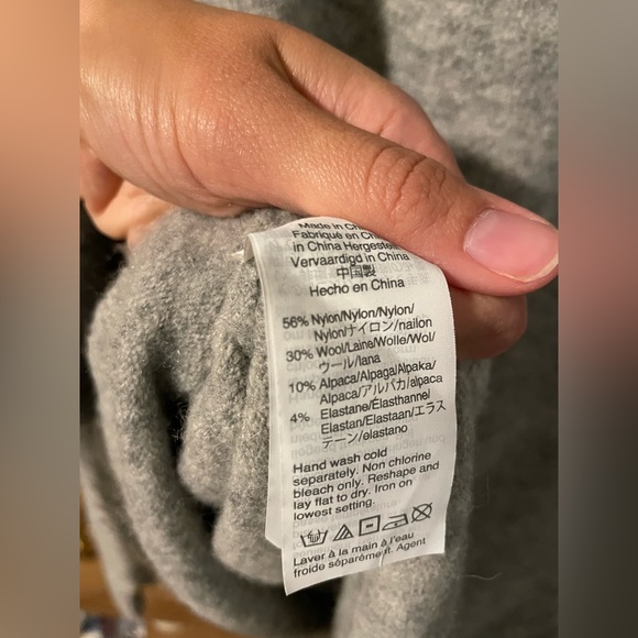 Jcrew turtleneck sweater - Picture 2 of 4